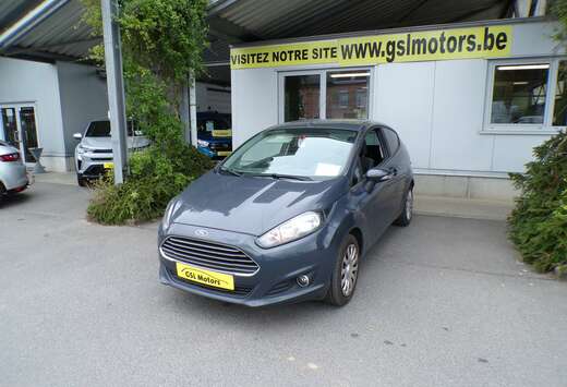 Ford 1.25i 60cv grise 3 portes 03/15 70.541km Bluetoo ...