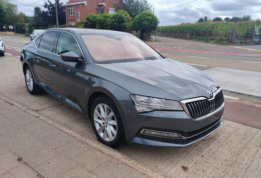 Skoda Superb 2.0 TSI DSG Sportline