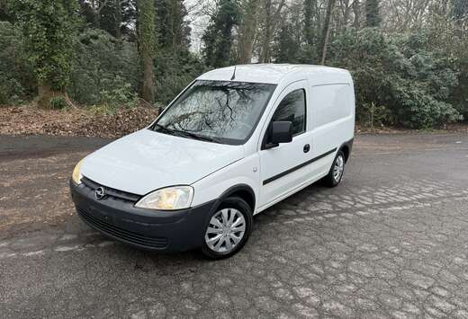 Opel 1.7 DT 16v DTi Comfort