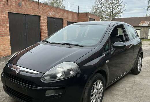 Fiat 1.2 Essence 2011 prêt A Immatricule