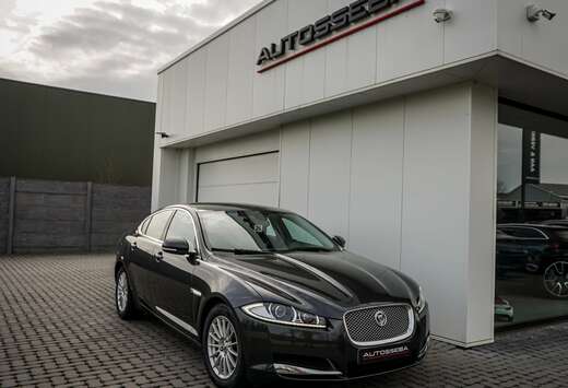 Jaguar XF 2.2 D Business Edition CARPASS/GARANTIE/1ST ...