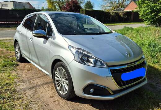Peugeot 208 1.2 PureTech Allure S