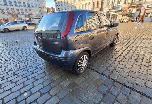 Opel 1.2i XEP 16v Essentia Easytronic