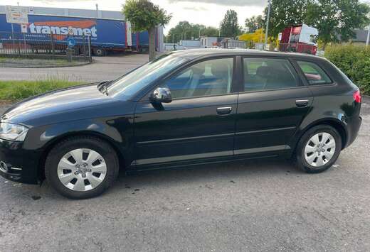 Audi A3 Sportback 1.6 TDi Attraction Start/Stop DPF