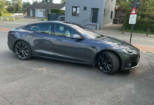 Tesla Model S 100 kWh Dual Motor Long Range (EU6.2)