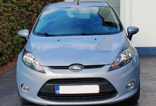 Ford Fiesta 1.4 TDCi nieuw banden, distributiriem, ka ...