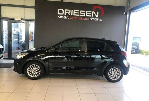 Kia BIJ DRIESEN IN BREE   TEL 089/461610