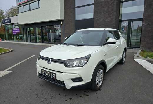 SsangYong Tivoli 1.6i e-XGi 2WD Crystal