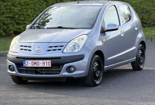 Nissan 1.0i Acenta