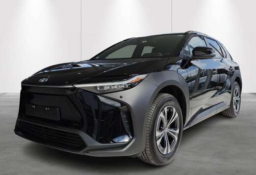 Toyota 71.4 kWh 2WD Dynamic