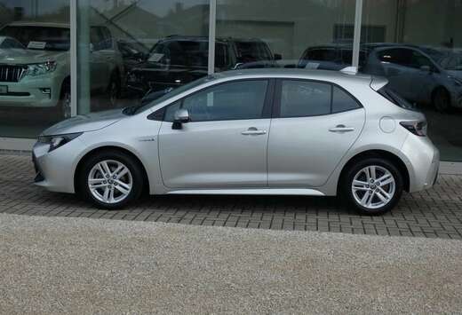 Toyota 1.8 Hybrid Dynamic +Parkeersensoren GPS CARPLA ...