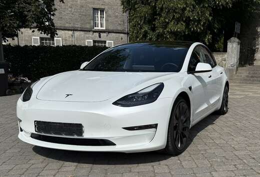 Tesla 78 kWh AWD Performance (377 kW)