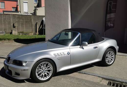 BMW 2.2i Roadster