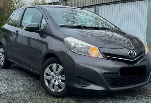 Toyota 1.4 D-4D Style DPF // Toit Panoramique