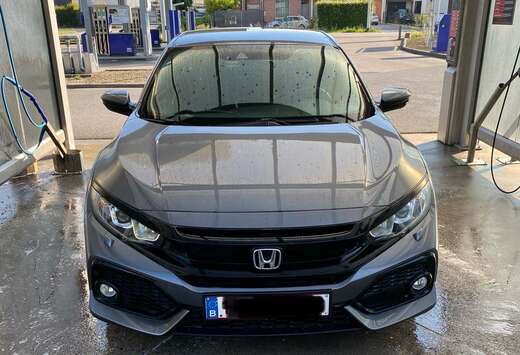 Honda Civic 1.0 i-VTEC Turbo CVT Elegance