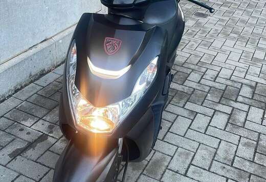 Peugeot Peugeot Kisbee Classe A 4t 50cc Black