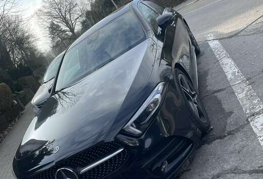 Mercedes-Benz d 8G-DCT AMG Line GERESERVEERD/RESERVE