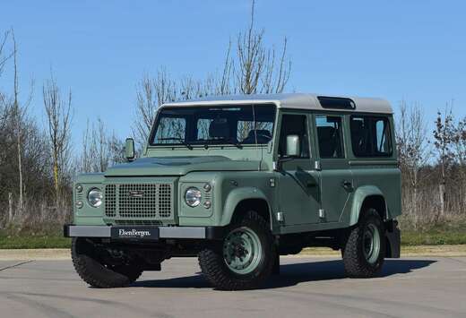 Land Rover 110 / 2.2 TD4 / HERITAGE EDITION / 1ST OWN ...