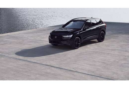 Volvo Black Edition Plus B5 AWD Mild hybrid