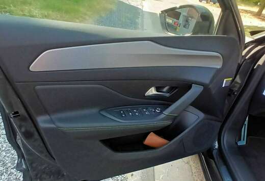 Peugeot 408 1.2 PureTech GT S