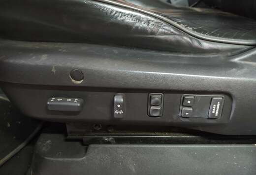 Land Rover V8