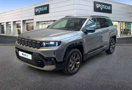 Jeep 3 1.2 E-HYBRID 145hp DCT6 First Edition