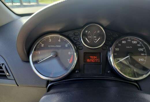 Peugeot 1.4i Millesim 200