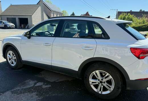 Audi Q3 2.0 TDi S tronic