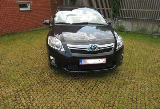 Toyota Auris HEV 1.8i HSD Luna CVT