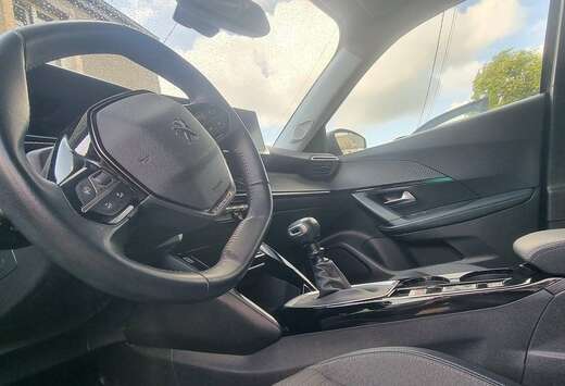 Peugeot 2008 1.2 PureTech Allure Pack S