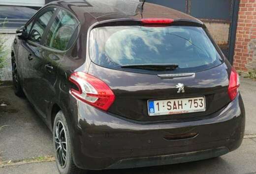 Peugeot 208 1.2i Active