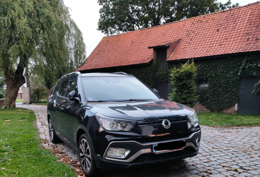 SsangYong XLV 1.6i e-XGi 2WD Quartz