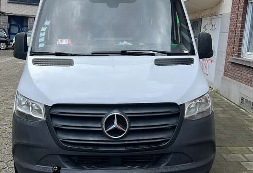 Mercedes-Benz 311 2.1 CDI L2H2 FWD Functional