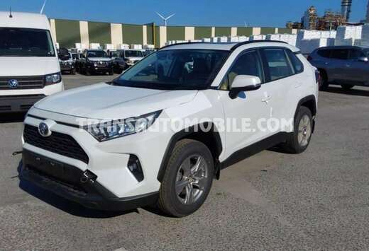 Toyota 2.5 l PETROL/ESSENCE  XLE - EXPORT OUT EU TROP ...