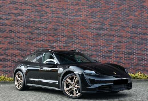 Porsche Taycan 4 Cross Turismo