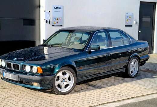 BMW e34 V8 manueel  CAR-PASS