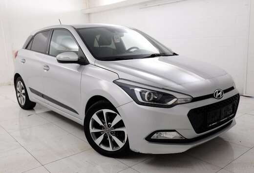 Hyundai 1.1CRDi 75cv Gris 05/17 Airco GPS Camera Crui ...