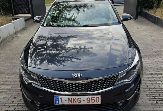 Kia Optima 1.7 CRDi First Edition ISG DCT