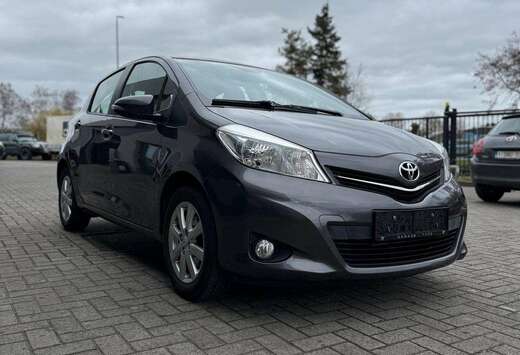 Toyota Yaris 1.0i VVT-i Active