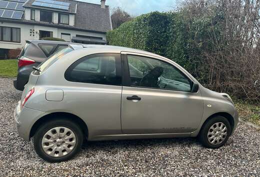 Nissan Micra 1.2i Connect