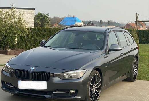BMW 318d Touring Sport Line