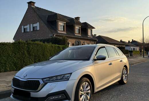Skoda Skoda Octavia Combi Automatique Hybride/ Essenc ...