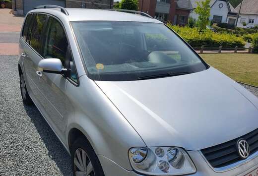 Volkswagen 1.6 16S FSI Sport Tiptronic 5pl