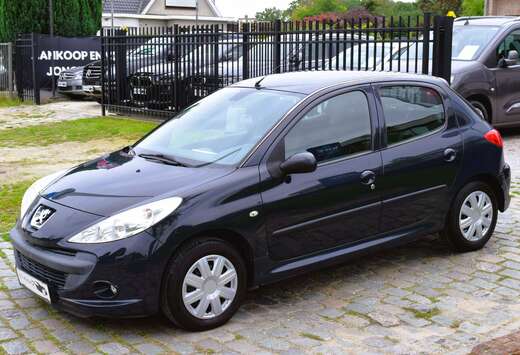 Peugeot + 1.4i/AIRCO/1st Owner/HISTORY/GARANTIE