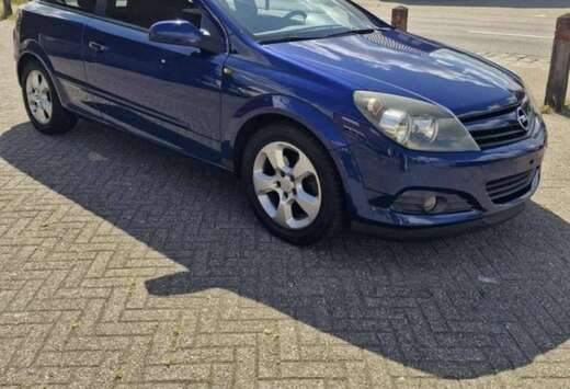 Opel GTC 1.6 essance Liz ok  2006 km 221000 2100e