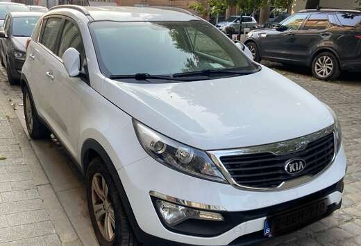 Kia 1.6i 2WD Access