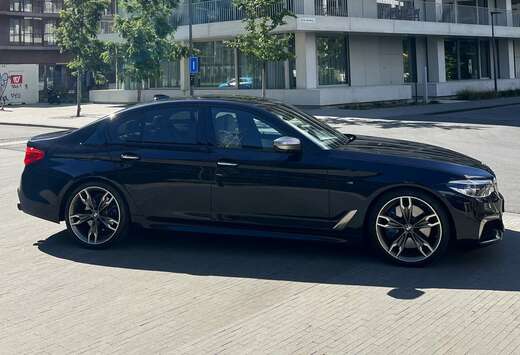 BMW M550i xDrive