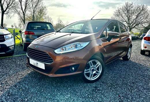 Ford 1.0i Titanium / 1 An de Garantie / Parfait état