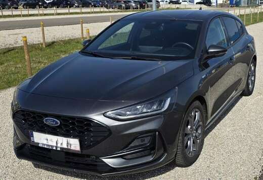 Ford Focus 1.0 EcoBoost MHEV ST-Line X