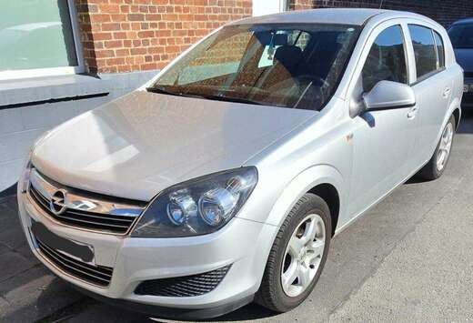 Opel Astra 1.6i Enjoy 150 Years